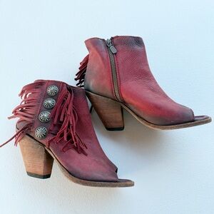 LIBERTY Black Rojo Concho Fringe Peep Toe Booties Size 7